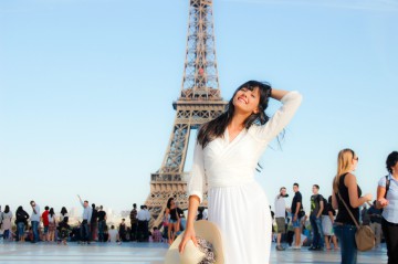 Record de turiști la Turnul Eiffel în 2014